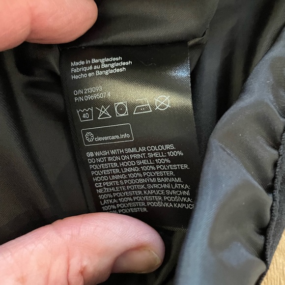 H&M XBOX windbreaker jacket, size boys 10-12y, logo, black and green - Picture 8 of 9